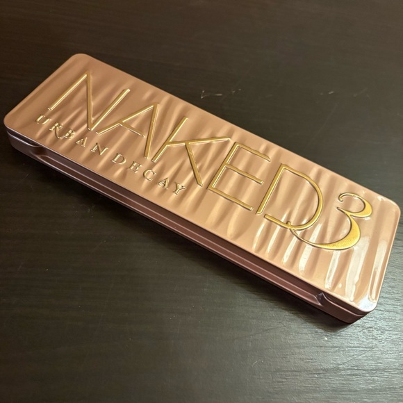 Urban Decay Naked 3 Palette Soft Pink Eyeshadow - Picture 1 of 7
